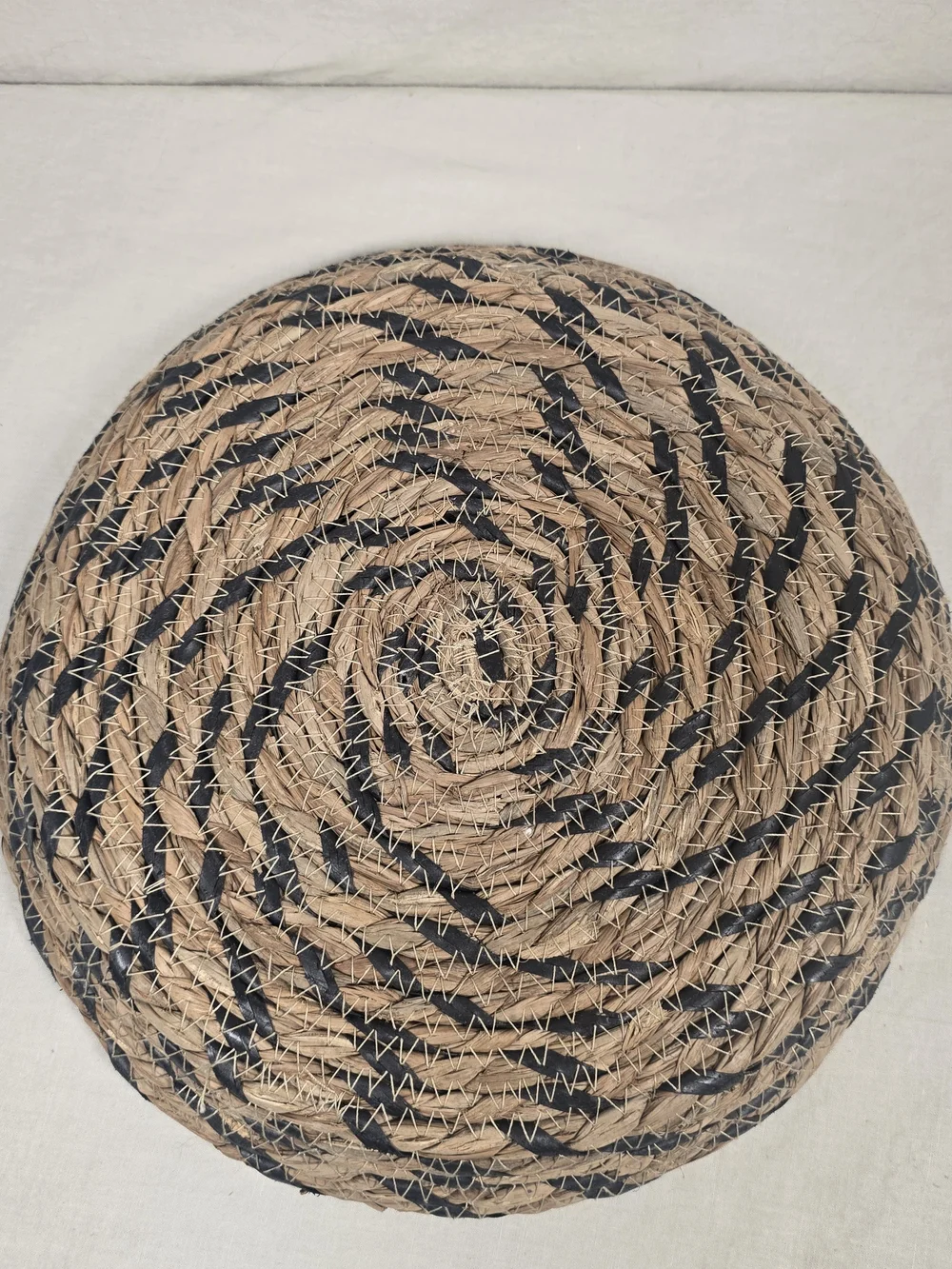 Set of 2 Shallow Woven Seagrass Baskets 12